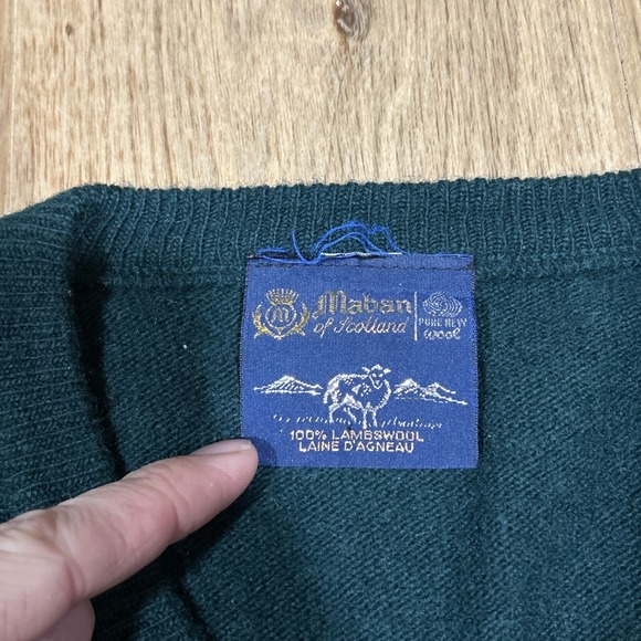 Men's Maban of Scotland 100% Pure Lambswool V Neck Sweater Green Medium - Picture 3 of 10
